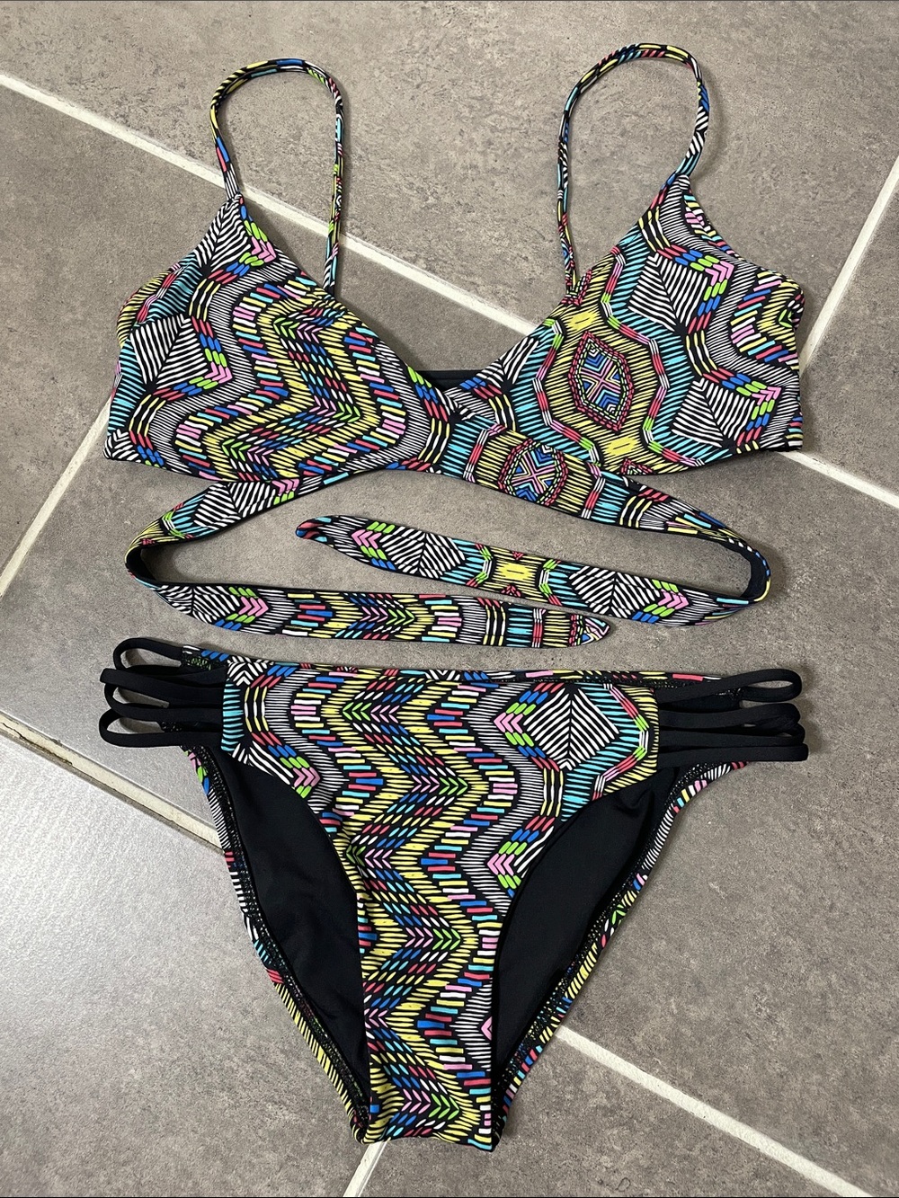 L*Space Ixtapa Reversible Wrap Bikini Swim Suit size Small